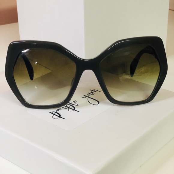 Prada Sunglasses, PR 16RS - Picture 1 of 3